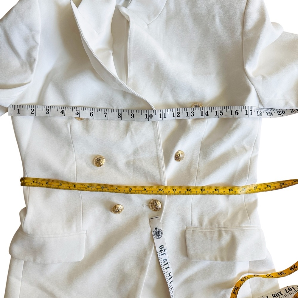Zara Ivory Blazer with Gold Accents - Picture 13 of 14